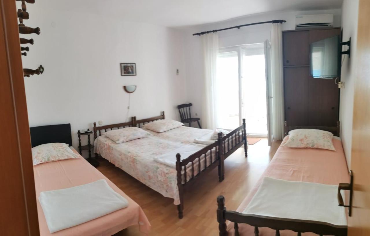 Apartments By The Sea Rogoznica - 12995 Zewnętrze zdjęcie