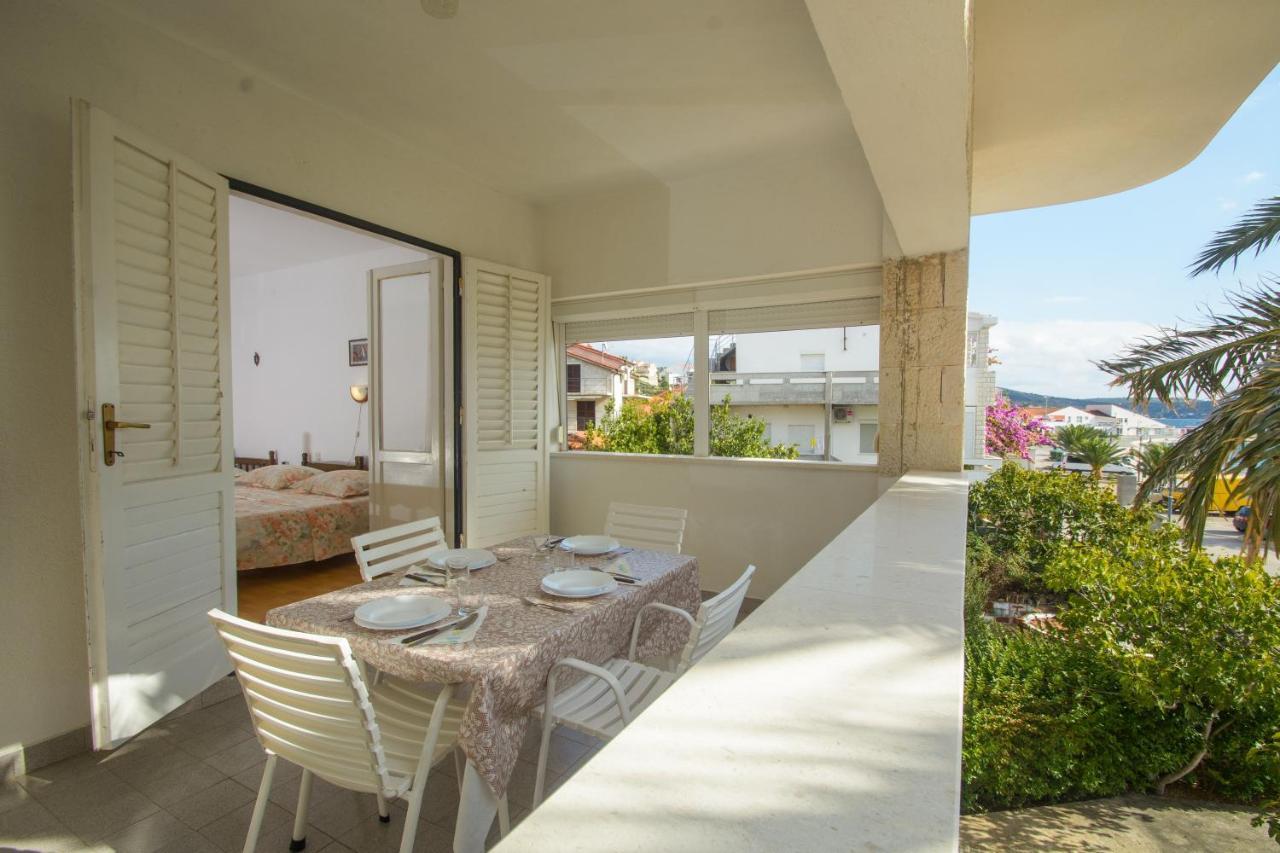 Apartments By The Sea Rogoznica - 12995 Zewnętrze zdjęcie